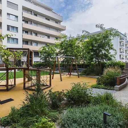 Modern Family Escape Apartment Bratislava