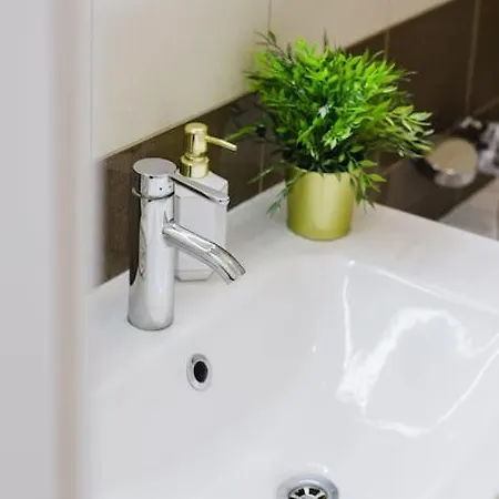 Modern Family Escape * Bratysława